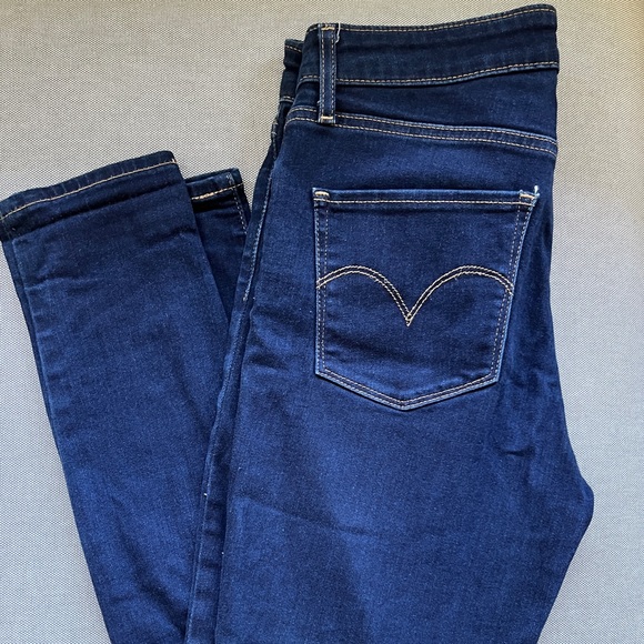 LEVIS 721 high rise skinny jeans - Picture 3 of 8